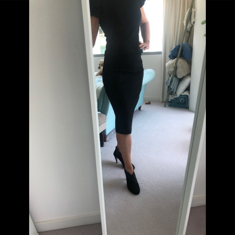 Classic Midi Black Pencil Skirt